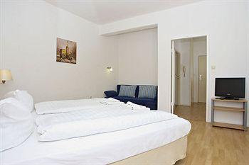 Rs Am Kurfurstendamm Berlin