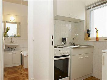 Rs Am Kurfurstendamm * Berlin