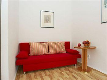 Rs Am Kurfurstendamm Apartment