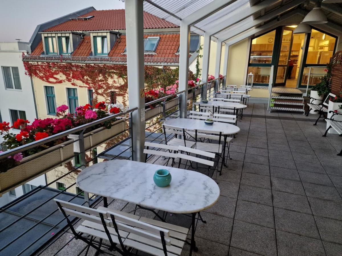 Mikon Eastgate - Centre Hotel 3*