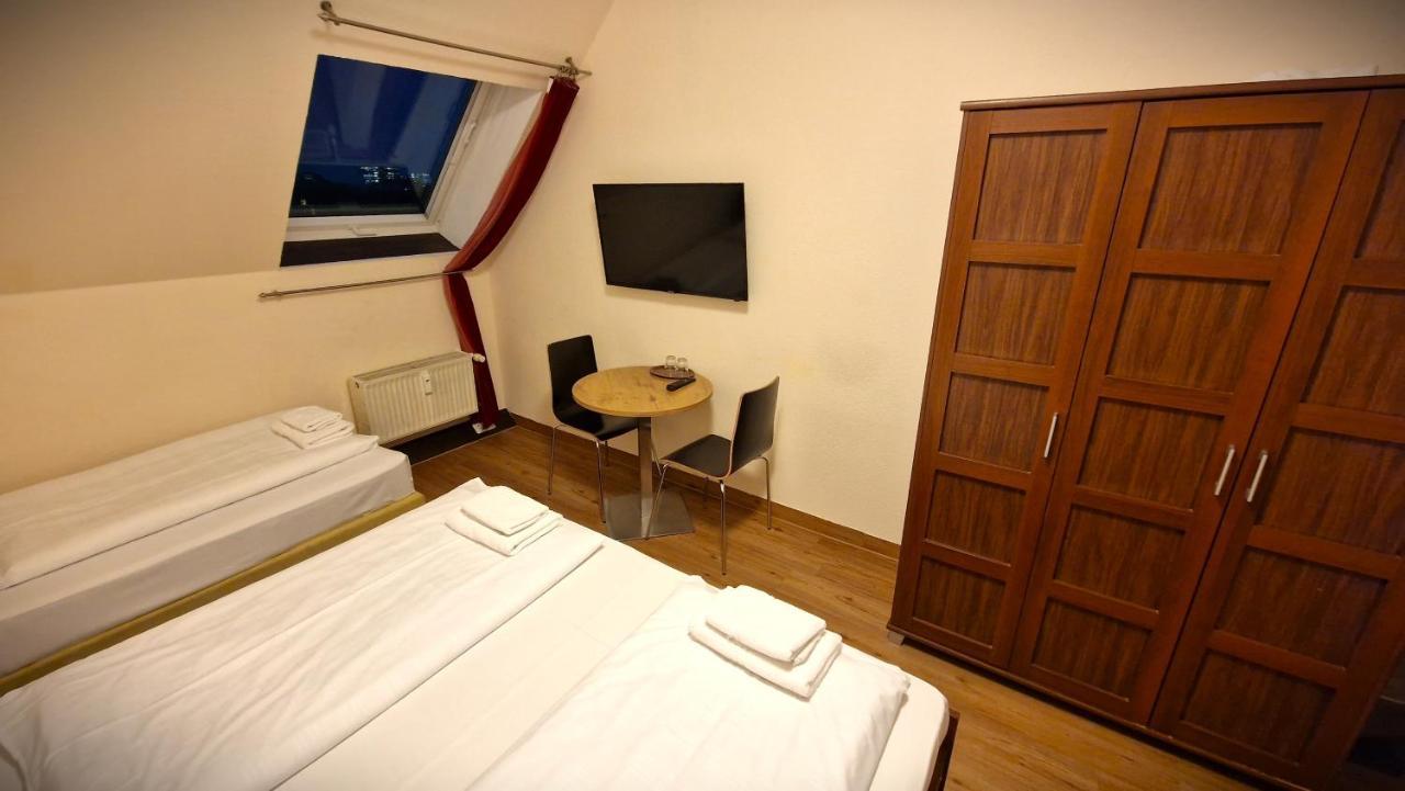 Mikon Eastgate - Centre 3*