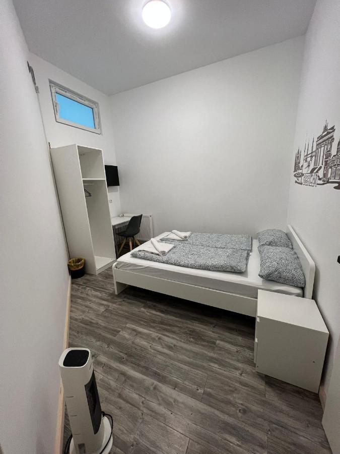 Kiez Box Twentyforseven Private * Berlim