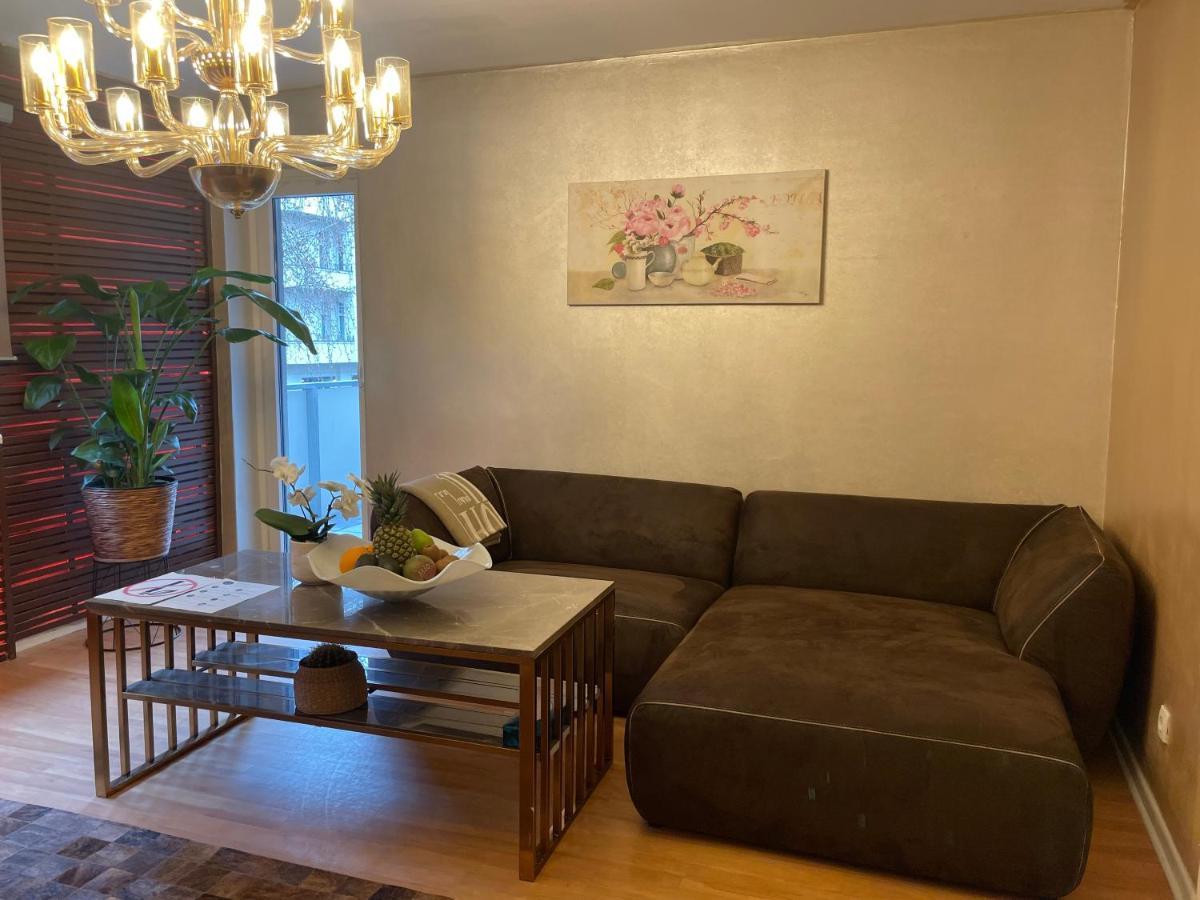 Moeblierte Am Ku'damm Apartamento Berlim