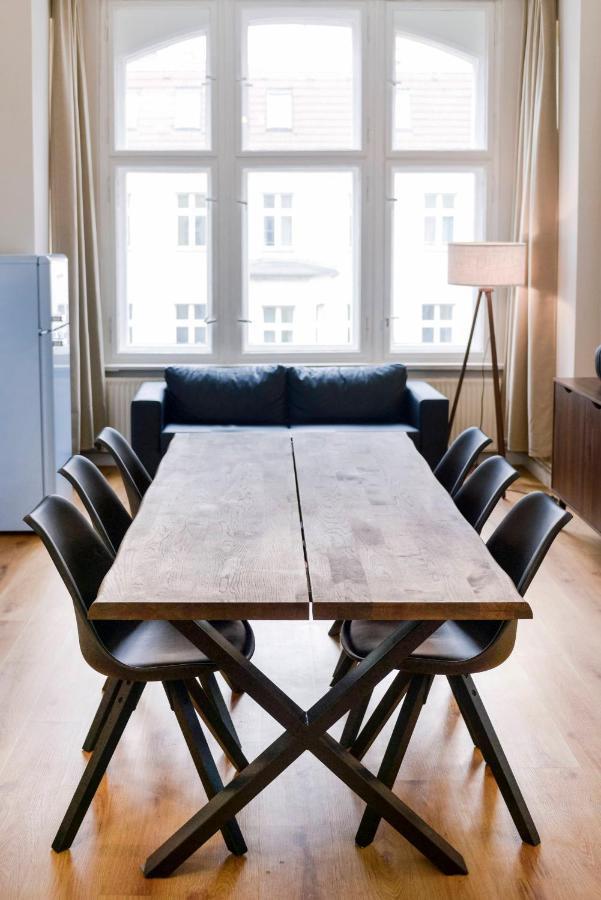 Old Town Apartment *