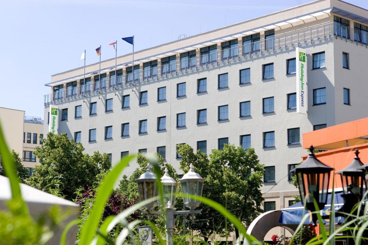 Holiday Express City Centre By Ihg Hotel Berlin