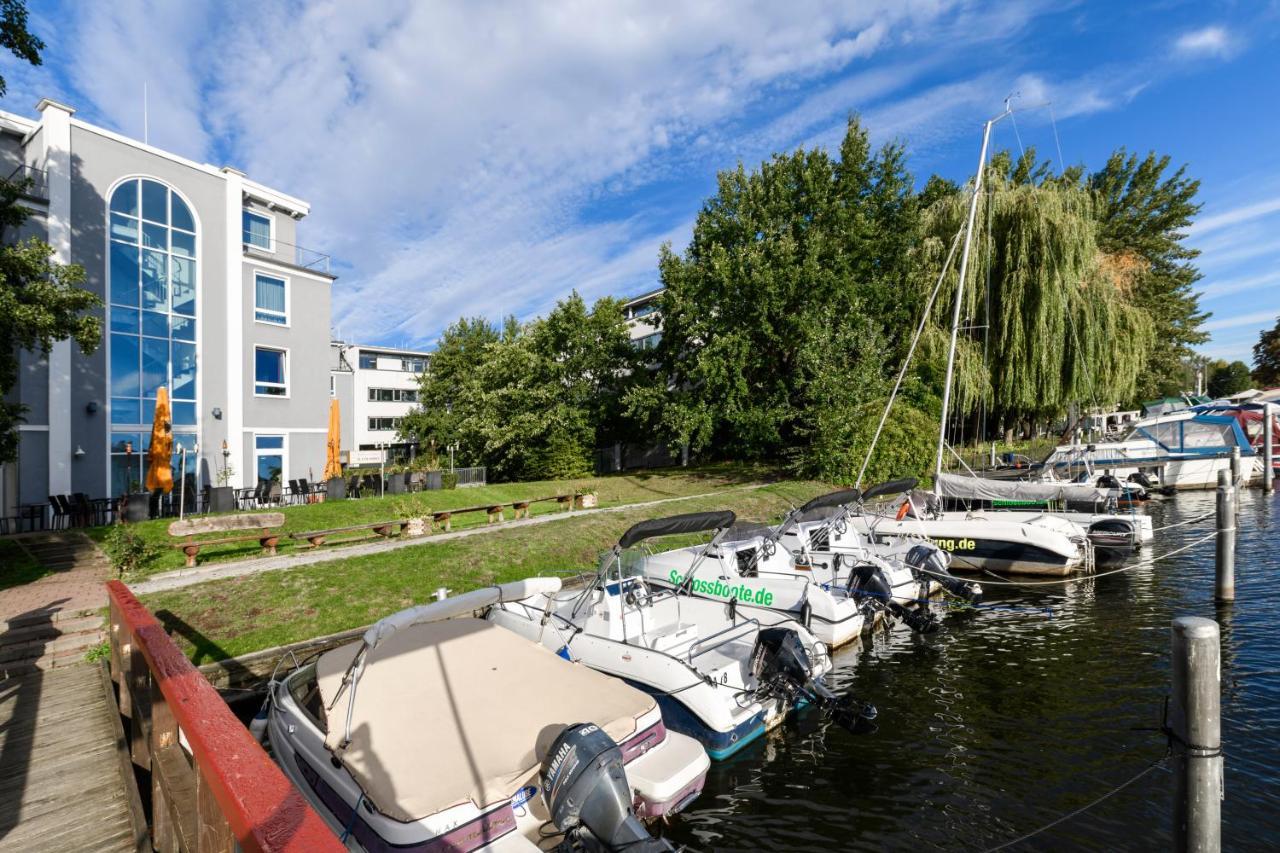 Am Schloss Koepenick By Golden Tulip Hotel 3*