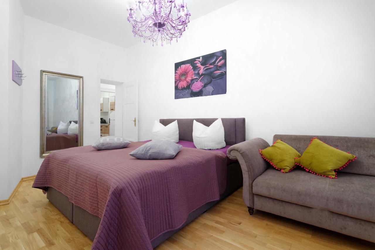 Grand Mitte Rosenthaler Platz Apartment *