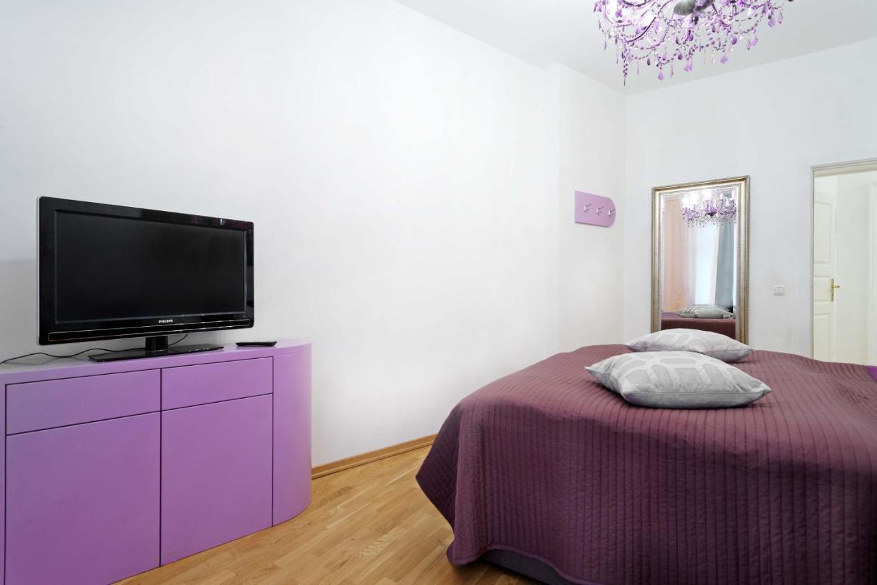 Grand Mitte Rosenthaler Platz * Berlin