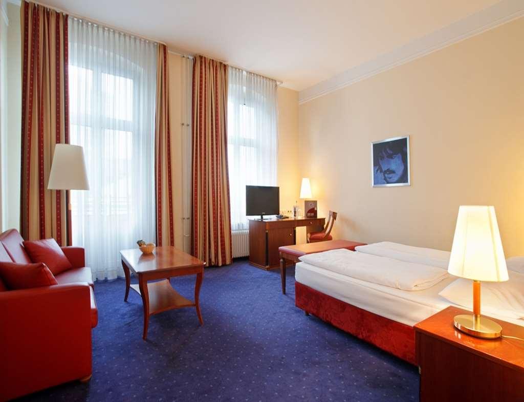 Acom-hotel Kurfuerstendamm 3*