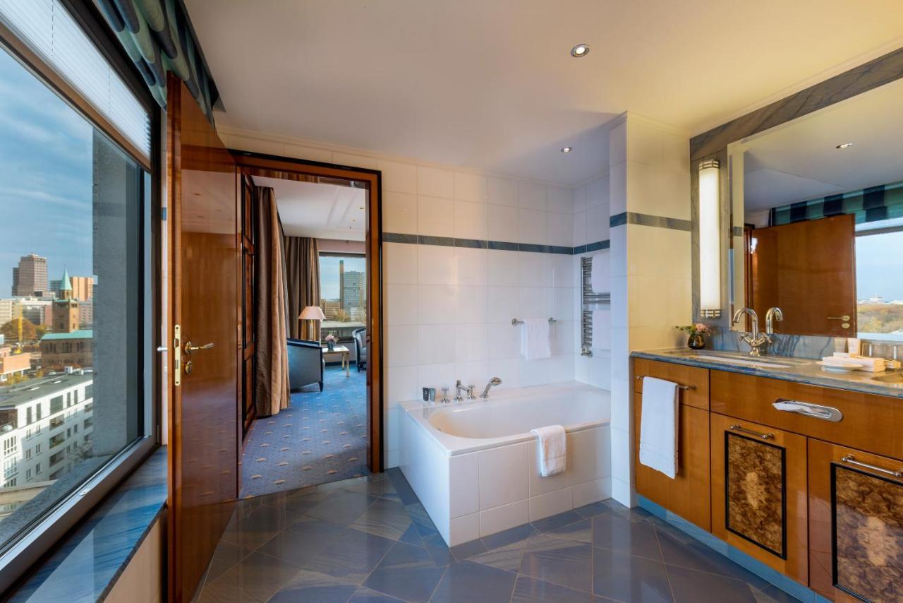 Jw Marriott Hotel 5*
