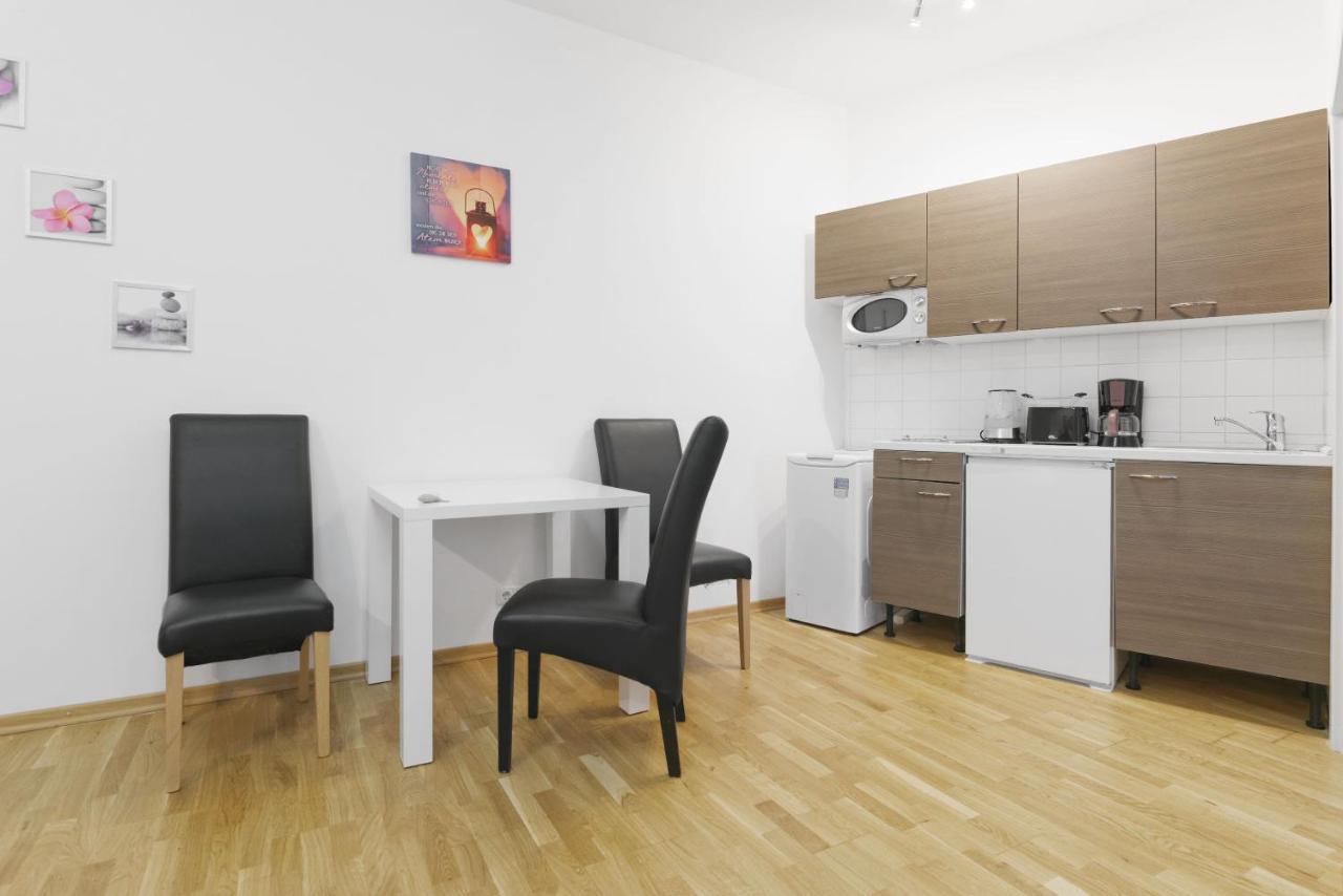 Grand Mitte Rosenthaler Platz Apartment *