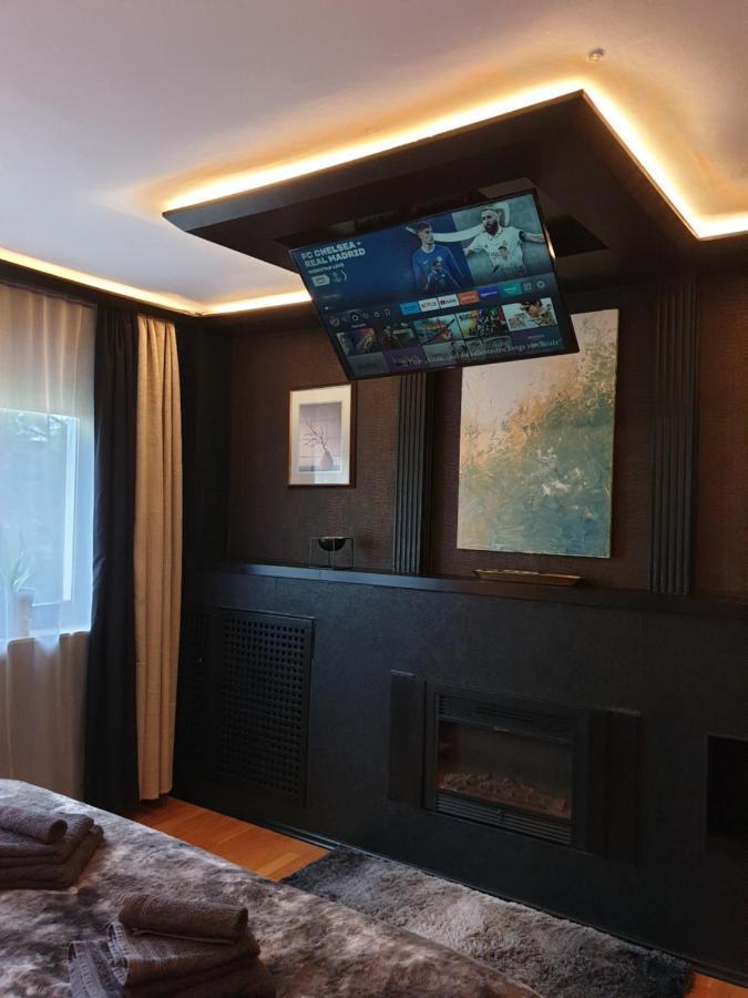 Miet-kamp Ruhig, Zentral, Nahe Messe, Ausgefallenes Design 2 Schlafzimmer Apartment Berlin