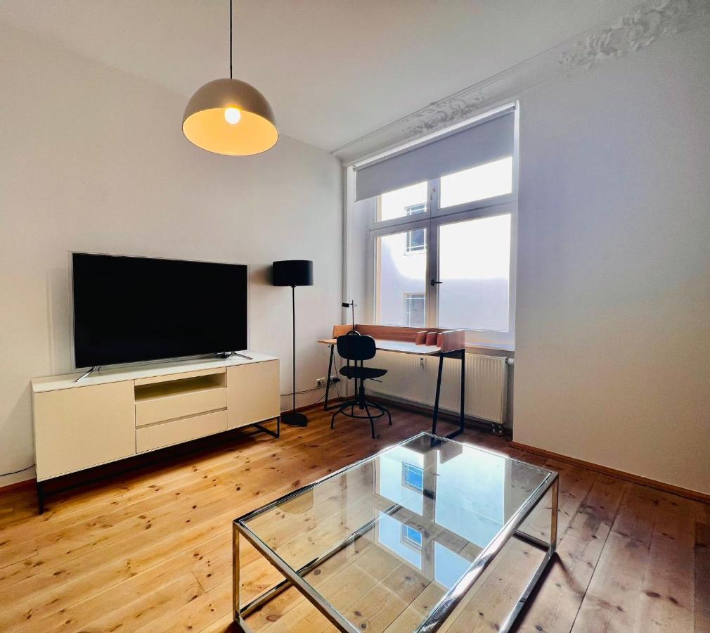 Alte Schoenhauser Lux Berlin