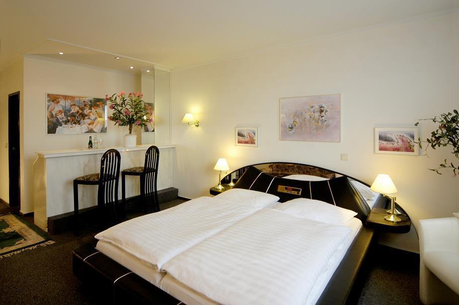 Berliner Baer Hotel 3*