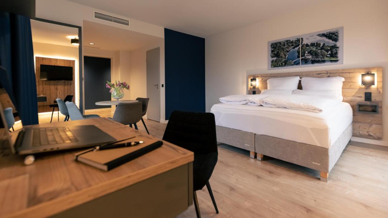 Nena Spreeblau Apartment Berlin