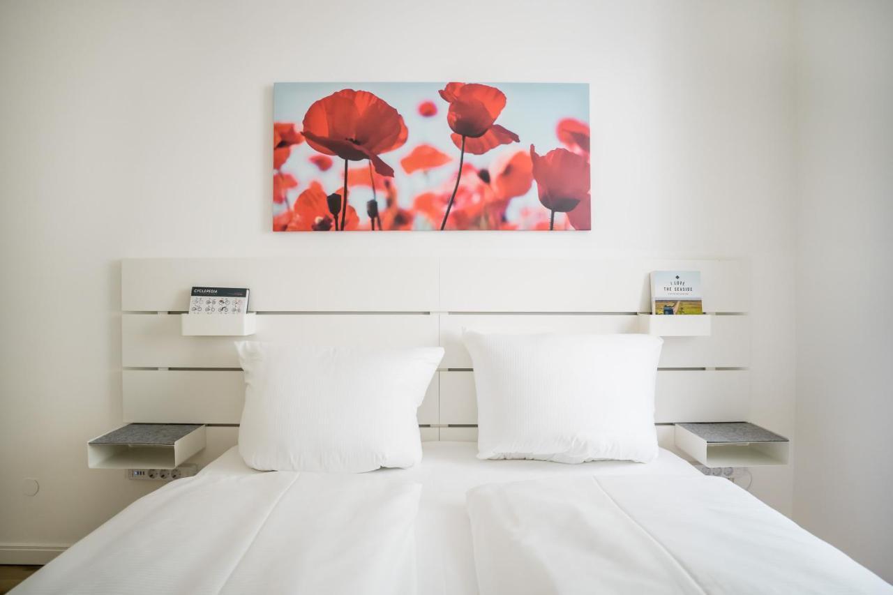 Spacious In Mitte For 6