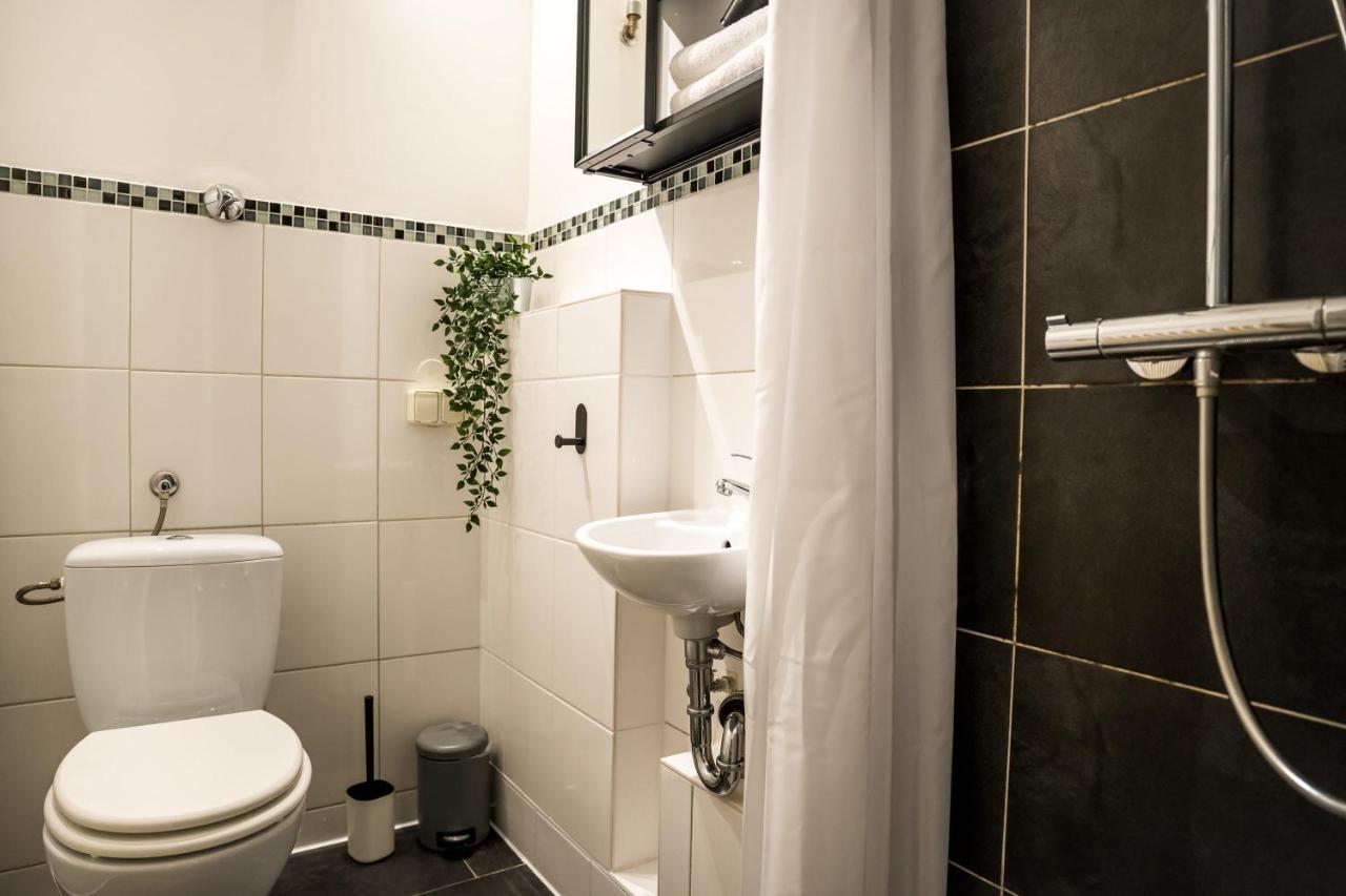 Spacious In Mitte For 6 Apartment