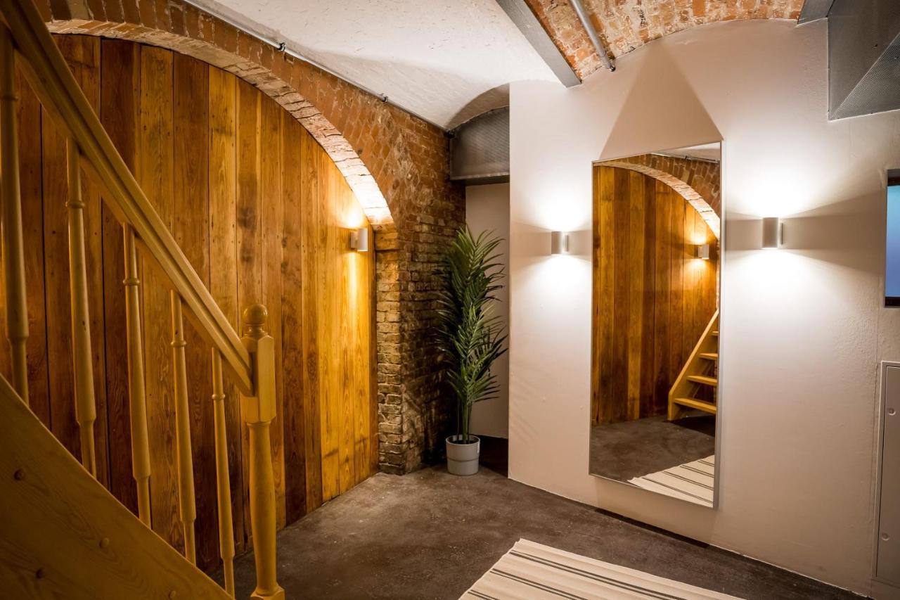 Spacious In Mitte For 6 Berlin