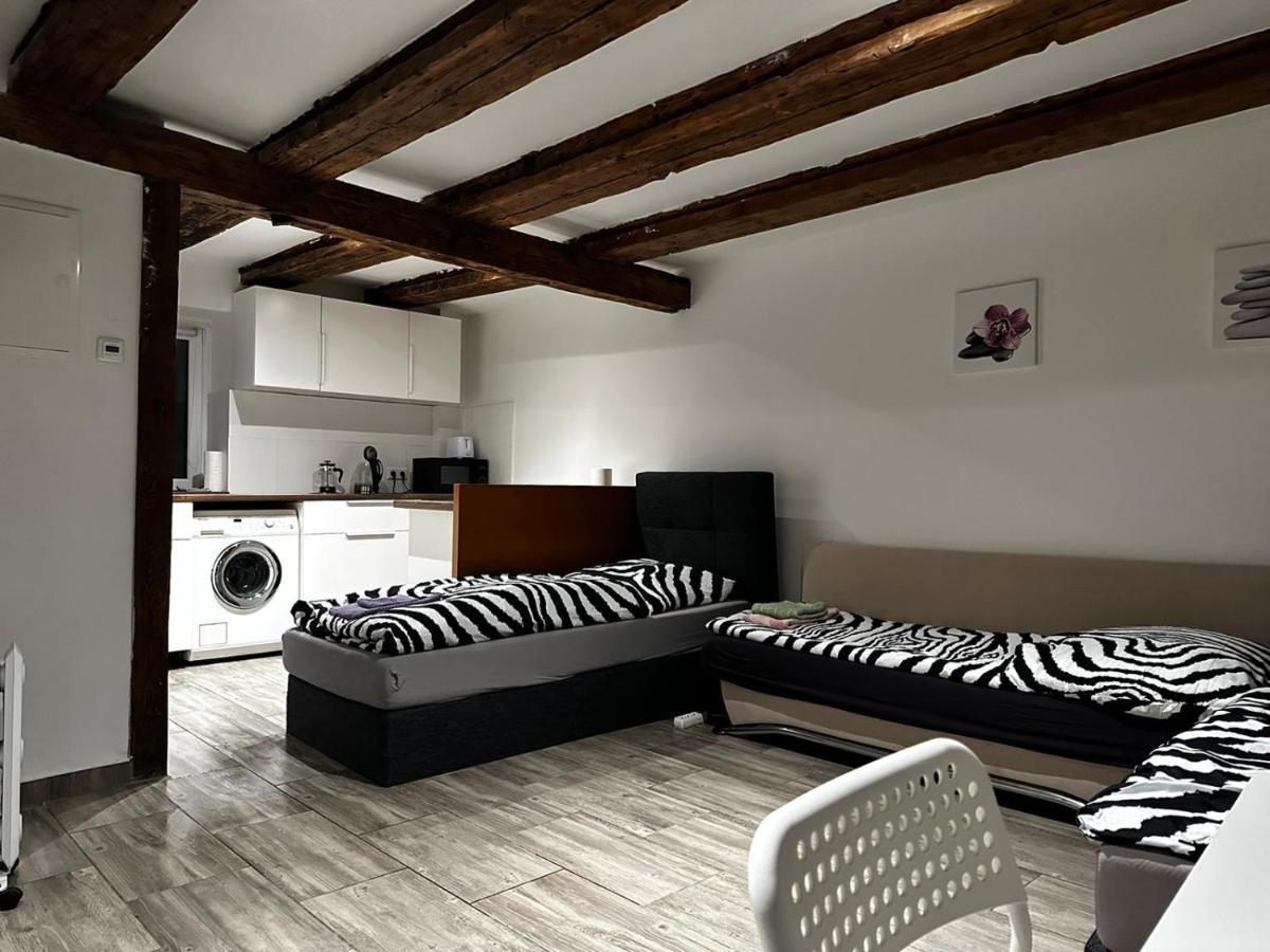 In Pankow Apartment *