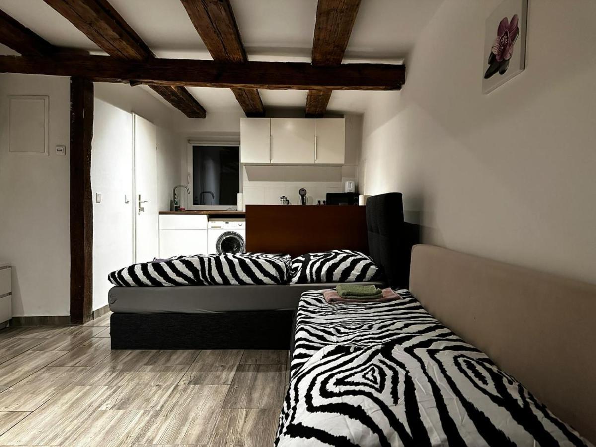 In Pankow Apartment *