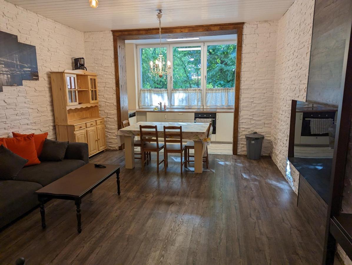 Merry Apartment *
