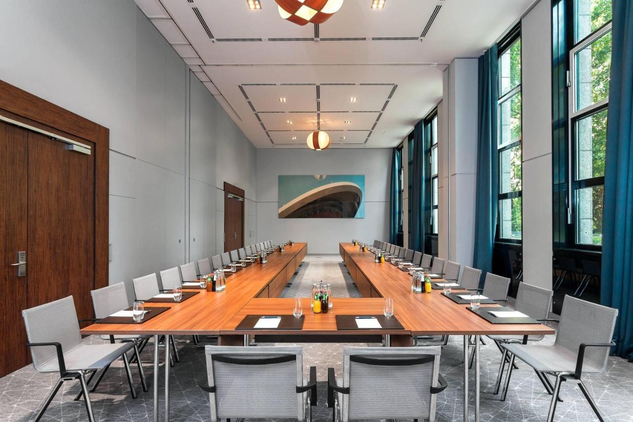 Sheraton Grand Esplanade 5* Berlin