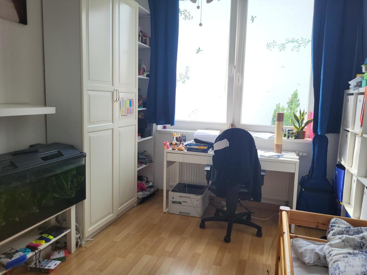 Terrassen-wohnung Mit Blick Auf Fernsehturm