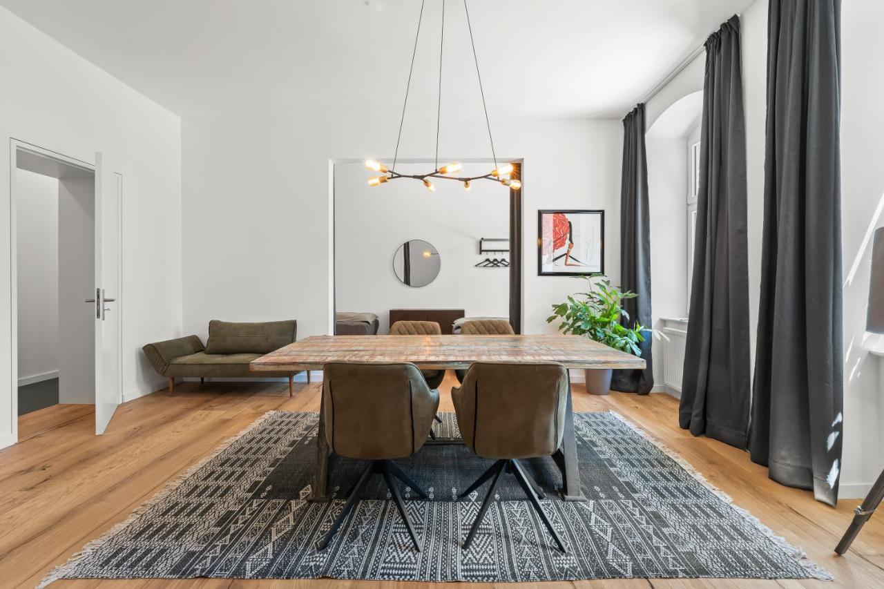 The Strassburger, Stylish 3 Bedroom In Downtown Apartamento Berlim