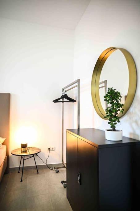 Moderne In Ruhiger Umgebung Nahe Messe Apartment *