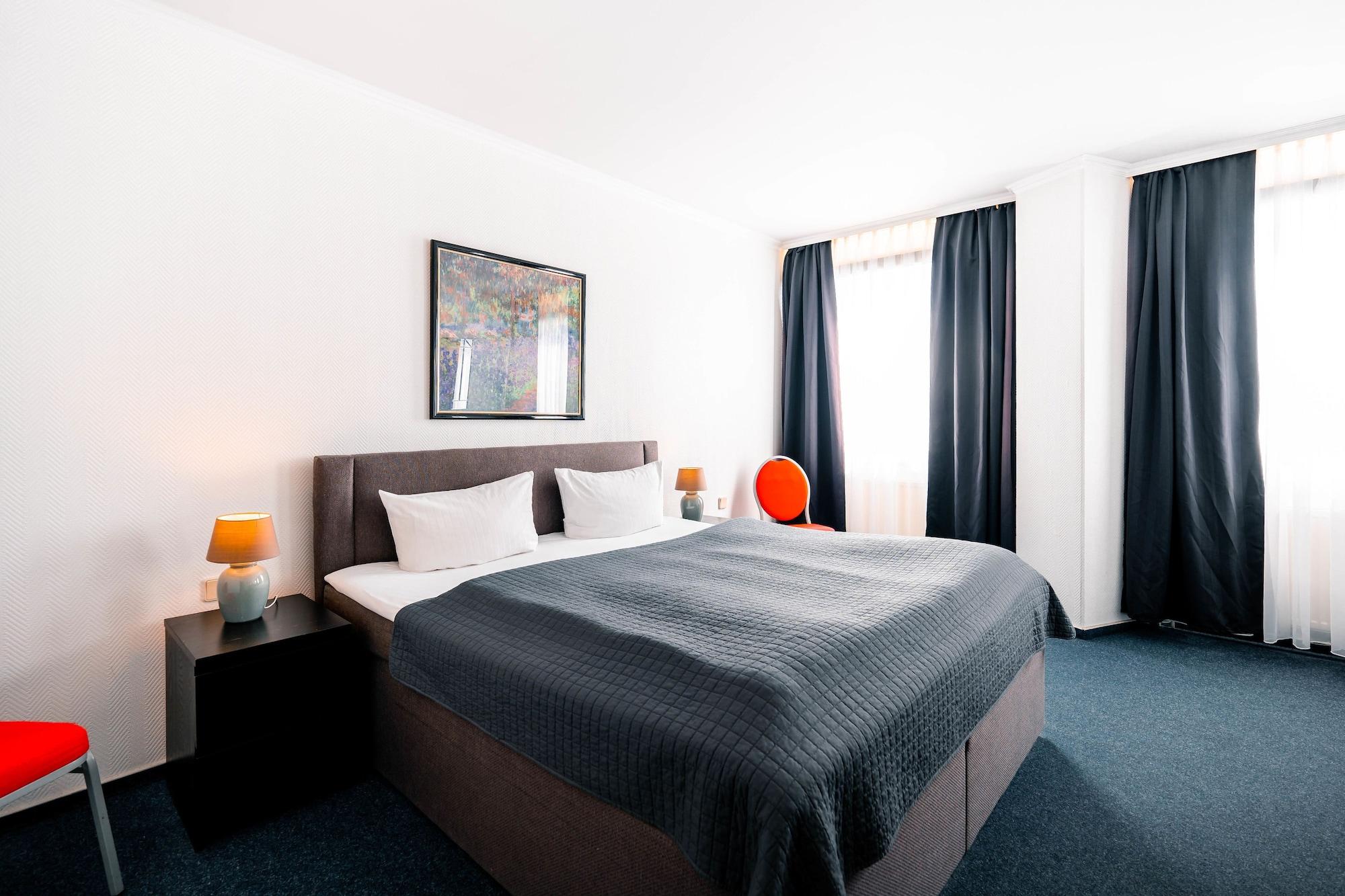 Berliner Baer Hotel 3*