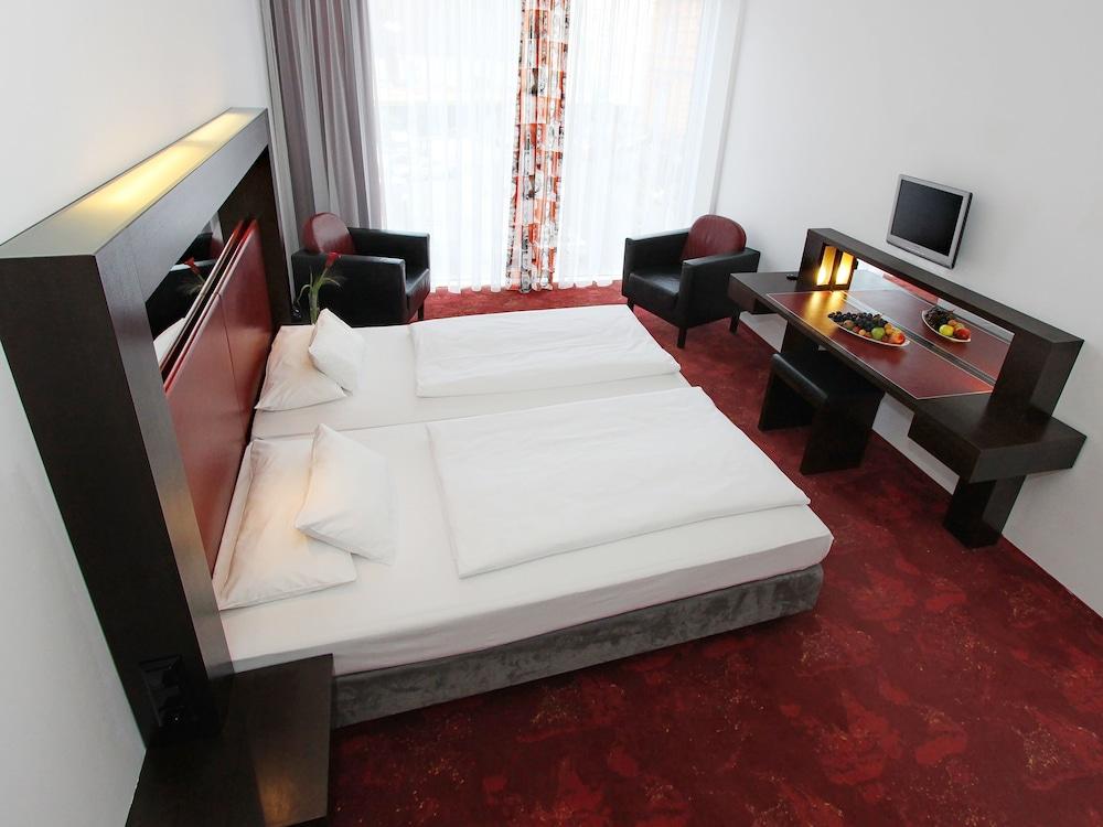 Arcotel Velvet