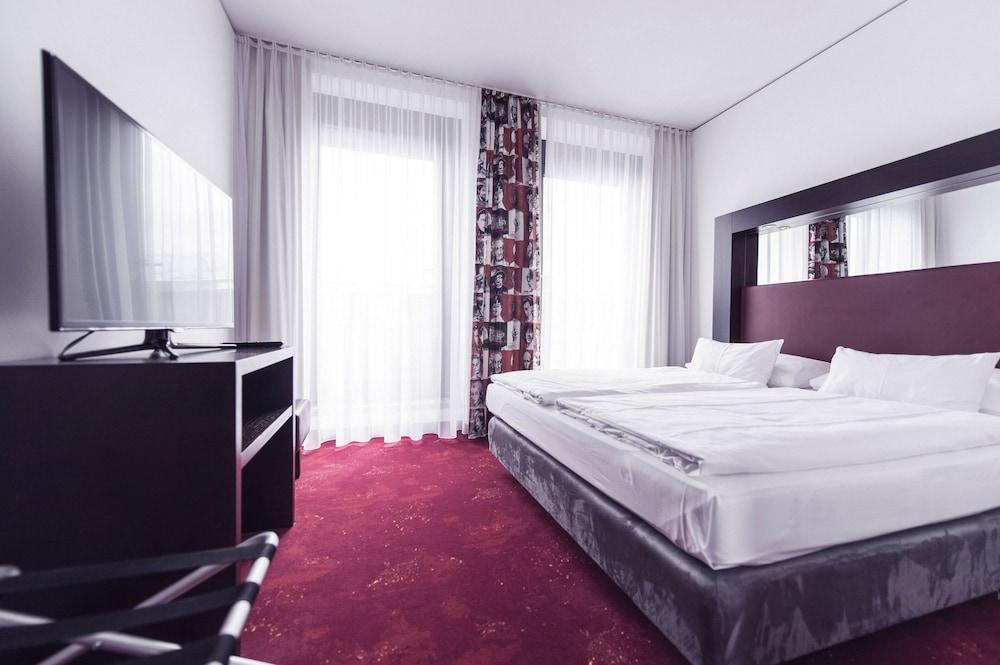 Arcotel Velvet Hotel 4*