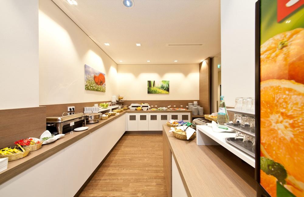 Garner - Charlottenburg, An Ihg 3*