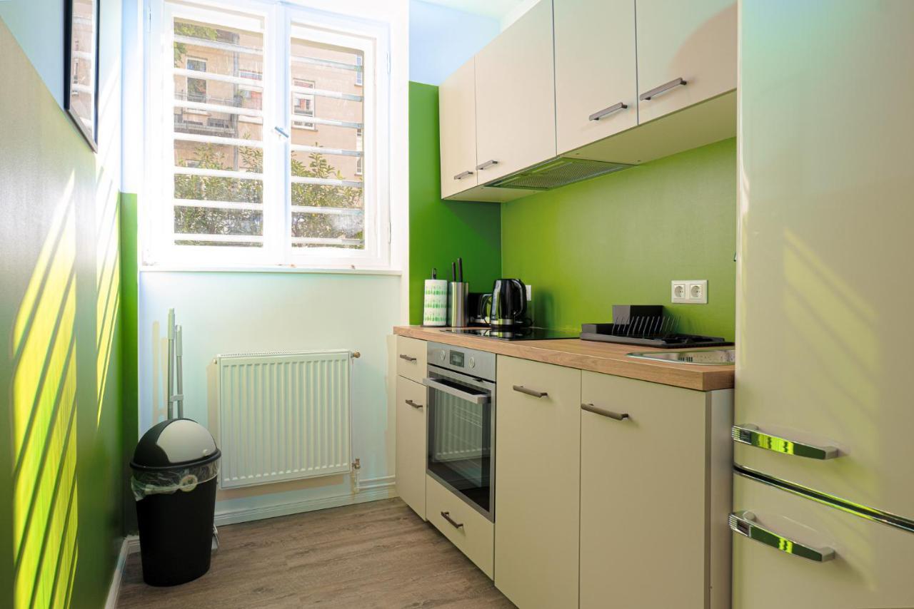 Apartamento Blue Chili 32 - Stadtwohnung Fuer 3 Modern Zentral Karlshorst Wlan *