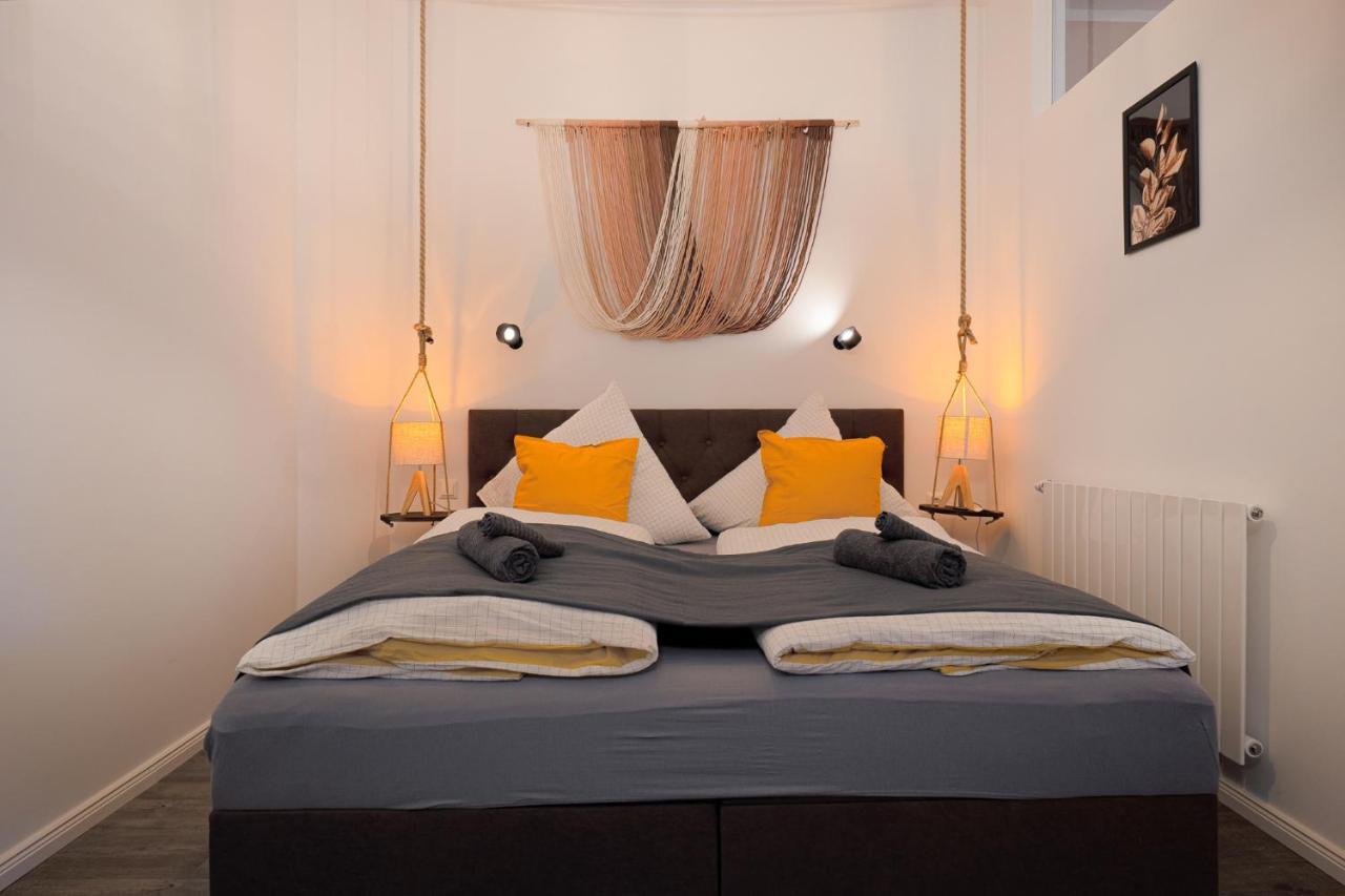 Apartamento Blue Chili 32 - Stadtwohnung Fuer 3 Modern Zentral Karlshorst Wlan *