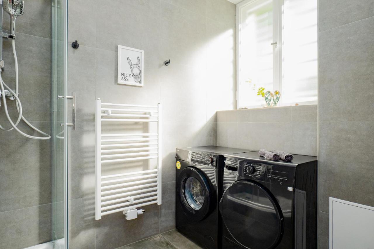 Apartamento Blue Chili 32 - Stadtwohnung Fuer 3 Modern Zentral Karlshorst Wlan *