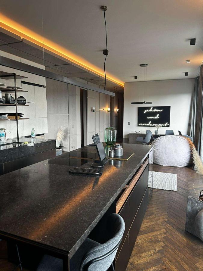 Luxus Penthouse Am Viktoria-luise-platz Apartment