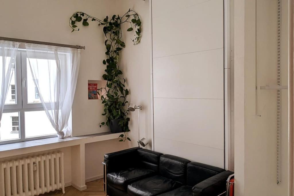 Modern Meets Classic - Near Volkspark Schoeneberg *