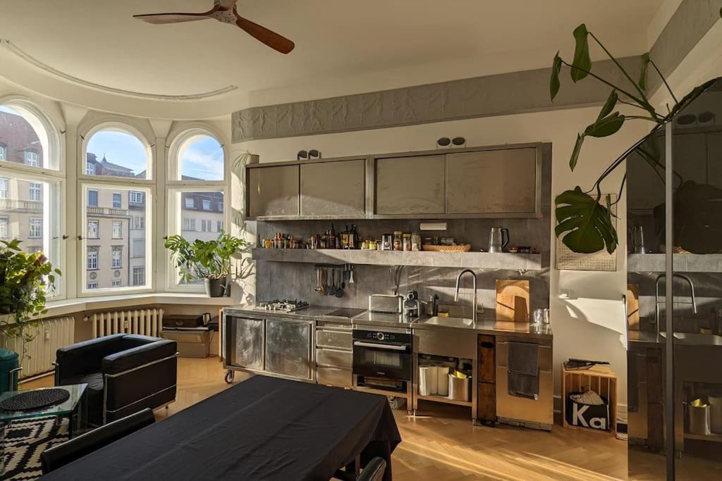 Apartment Modern Meets Classic - Near Volkspark Schoeneberg