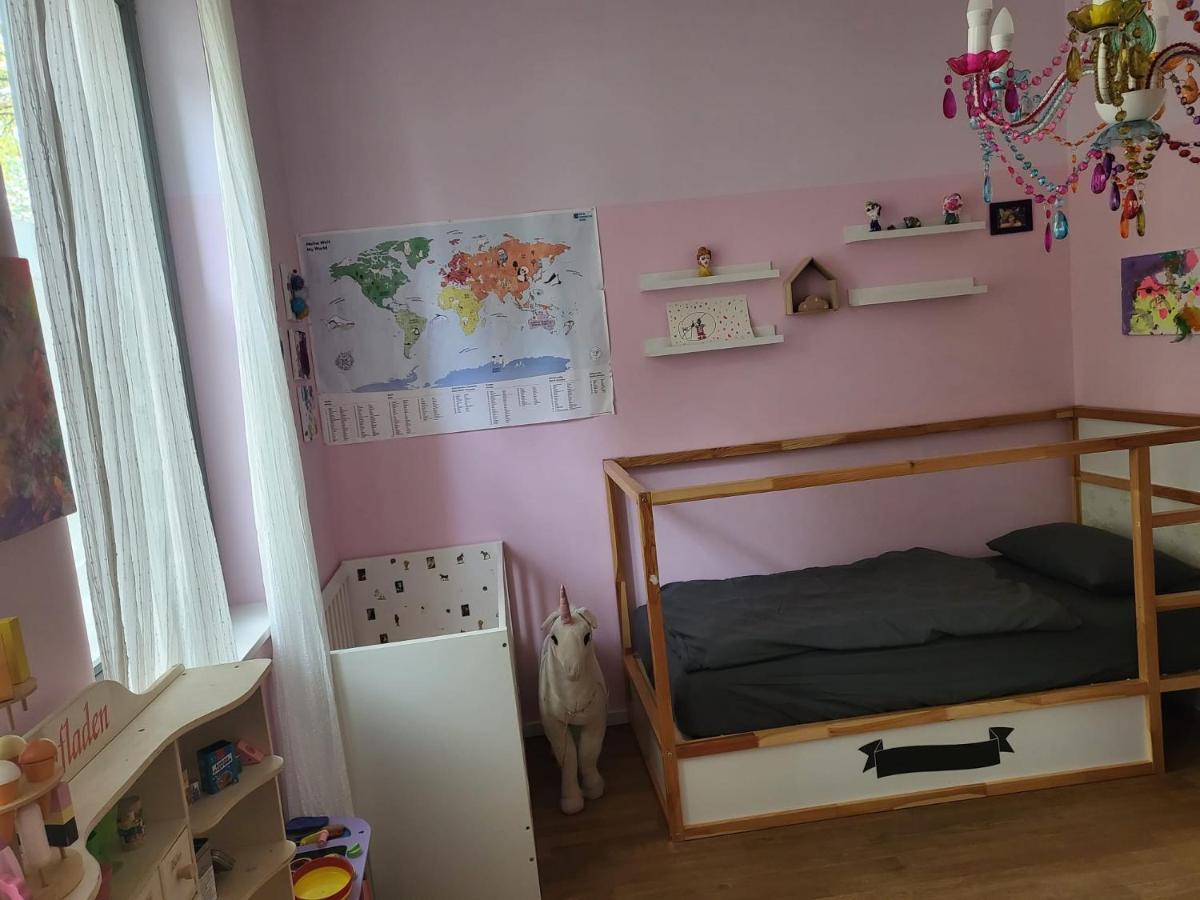 Helenas Place Apartamento *