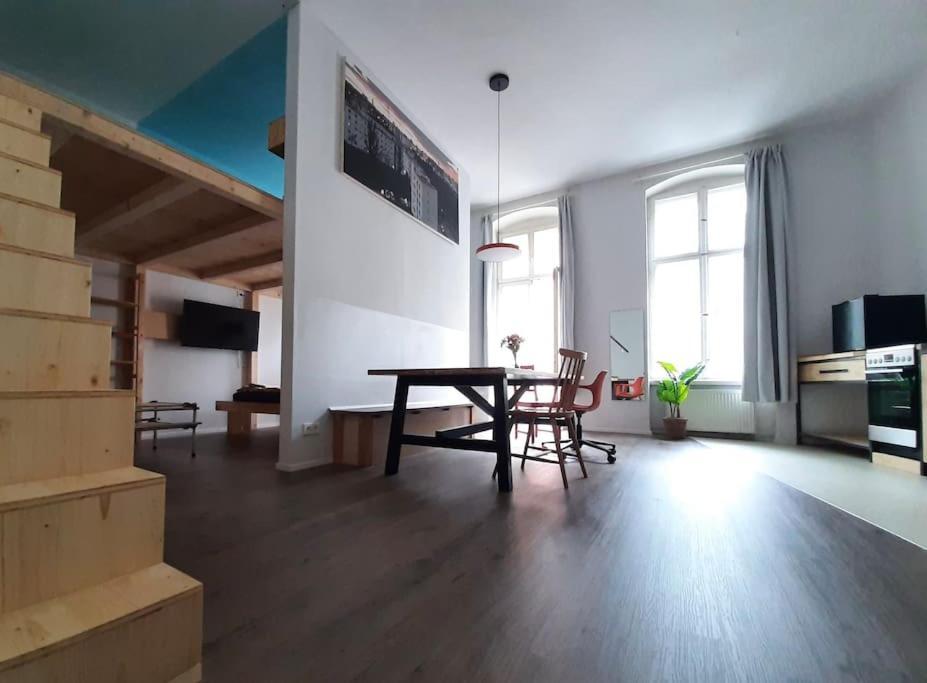 Apartment Artist Studio - - Prenzlauer Berg *