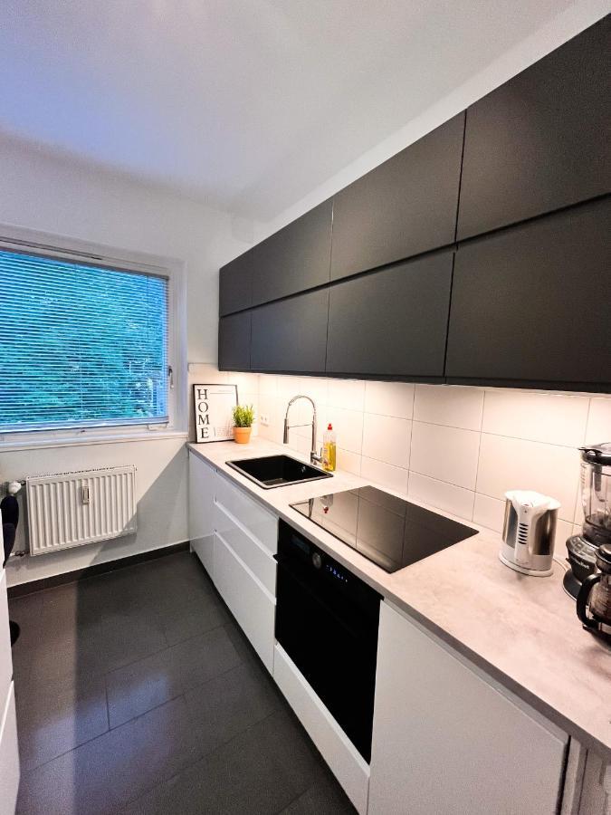 01 Bedroom In Mitte-Up To 5 People-Private Free Parking Apartment *