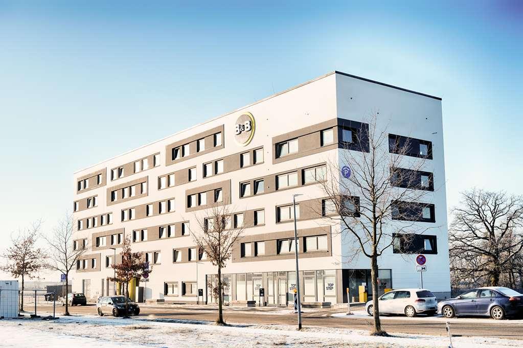 Hotel Berlin-airport 2*