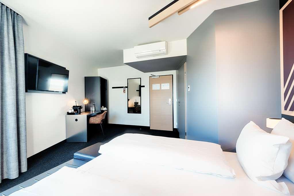 Berlin-airport Hotel 2*
