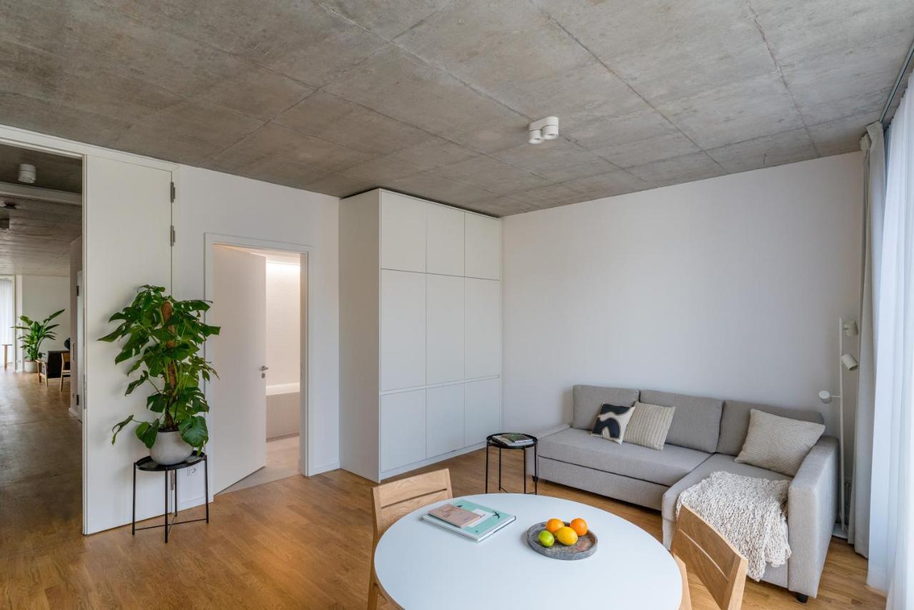 Carlotta Apartment