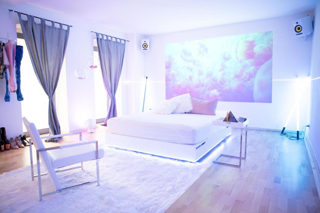 Apartamento Cosy At Prenzlauer Berg With Terrace And Headphonecinema Berlim