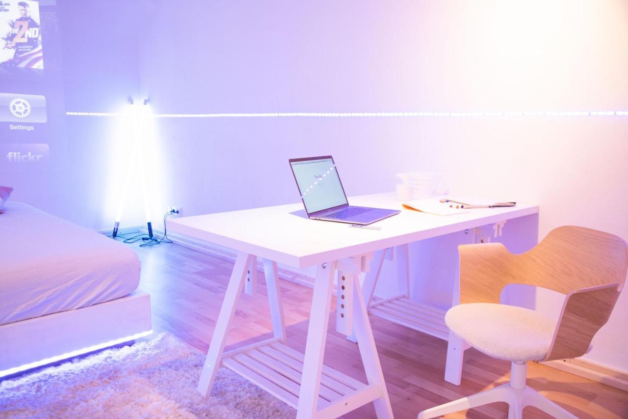 Apartamento Cosy At Prenzlauer Berg With Terrace And Headphonecinema Berlim
