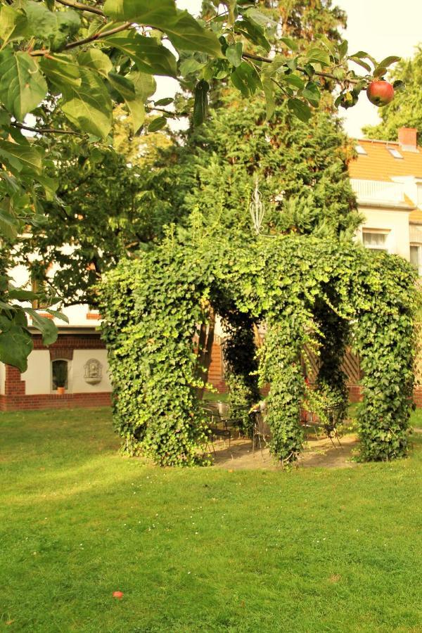 Ferienhaus Kutscherhaus Casa Chabeli - Berlin, Max 11 Personen Holiday home *