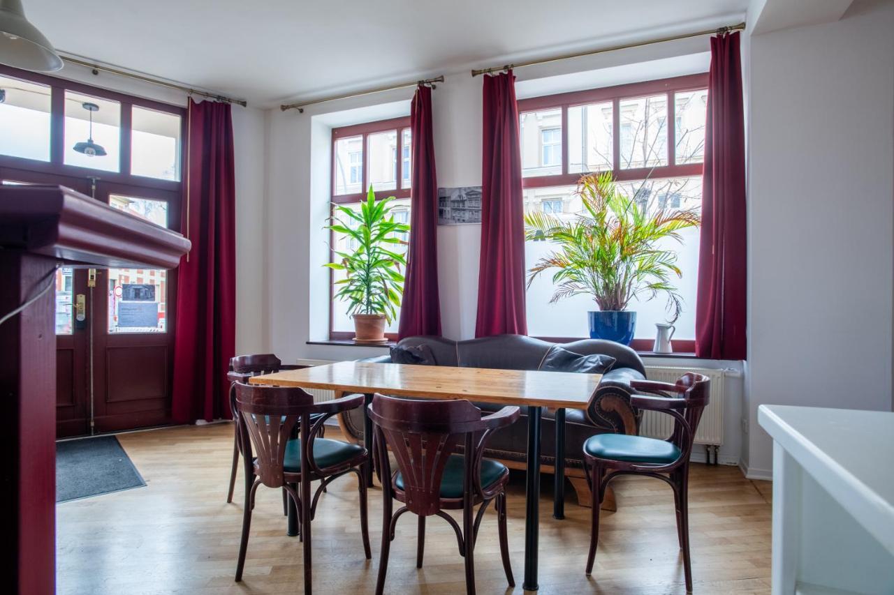 Apartment Alt-berliner Eckkneipe - 