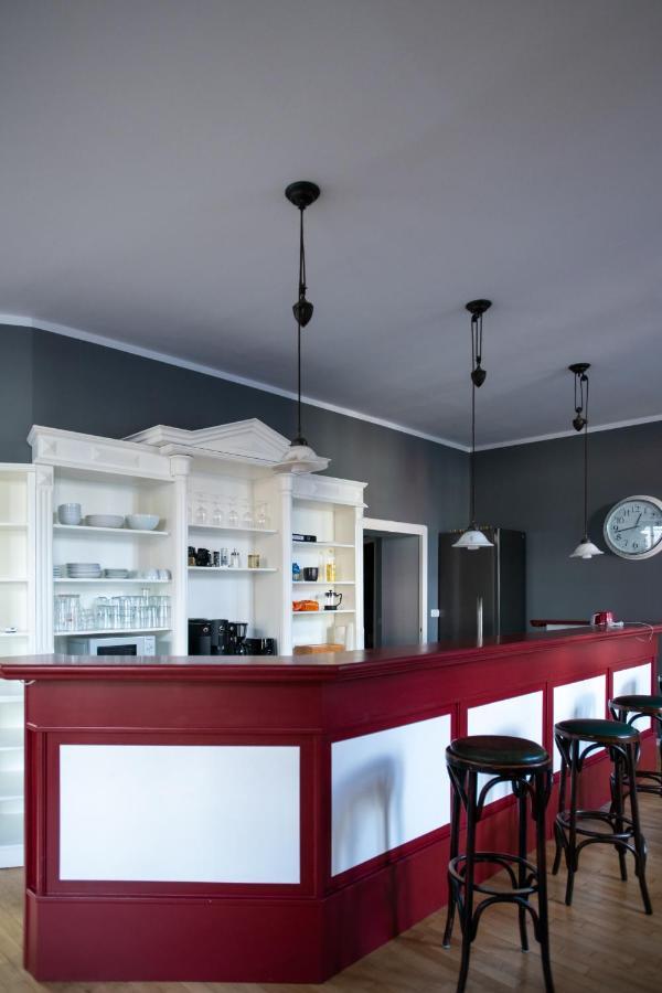 Apartment Alt-berliner Eckkneipe - 